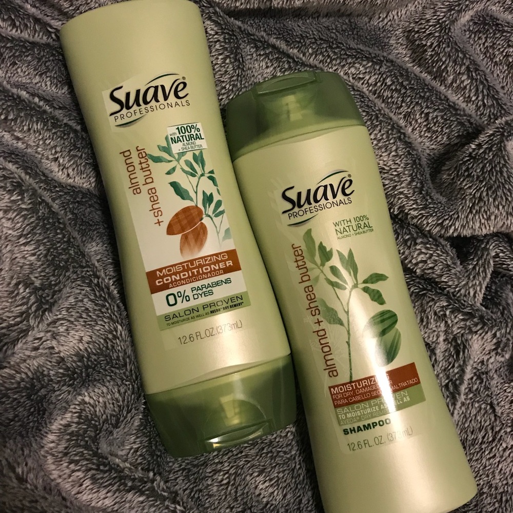 Suave Naturals Shampoo + Conditioner Bundle